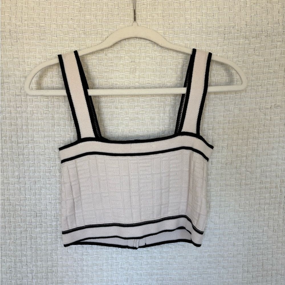 Classy Tank✨ - Picture 5 of 6